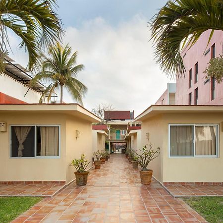 Bungalows Las Arenas Сан-Патрисио-Мелак Экстерьер фото