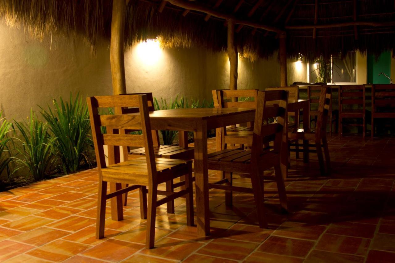 Bungalows Las Arenas Сан-Патрисио-Мелак Экстерьер фото